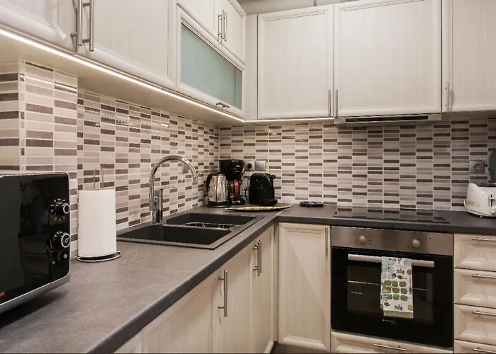 Beautiful Apartment At Plaka